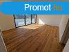 Elad j pts, krpanorms Penthouse laks Fonydon !