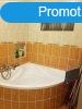 Elad csaldi hz Balatonfldvr