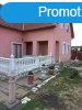 Elad 172 nm-es Feljtott Csaldi hz Pcs Szabolcs 