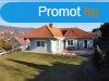 Telkiben 216 m2-es, 4 szobs csaldi hz 1203 m2 telken elad