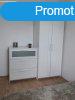 Elad 52 nm-es Feljtott Tglalaks Pcs Belvros 
